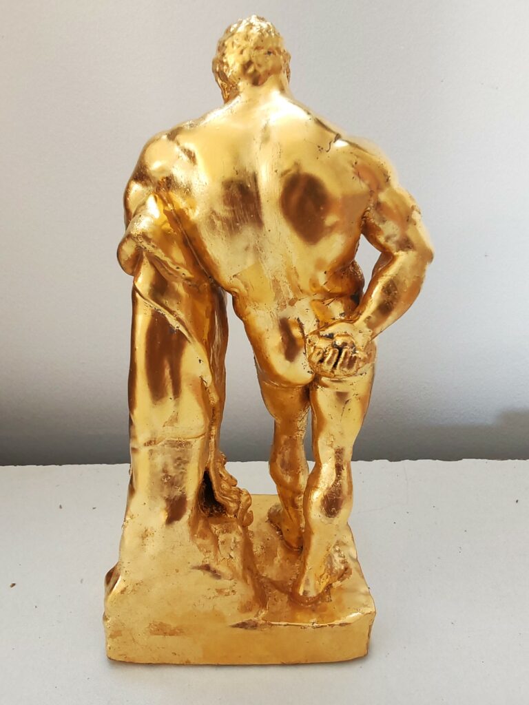 Statuette d'Hercule, feuilles d'or 24 carats sur résine, reproduction en 3D de l'Hercule dans la cour du château de Vaux le Vicomte