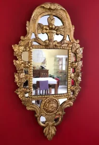 Miroir de Beaucaire restauré à la feuille d'or